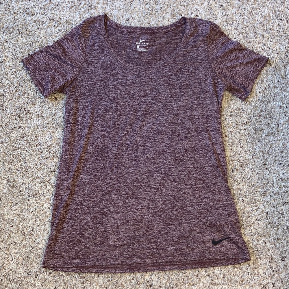 Nike tee